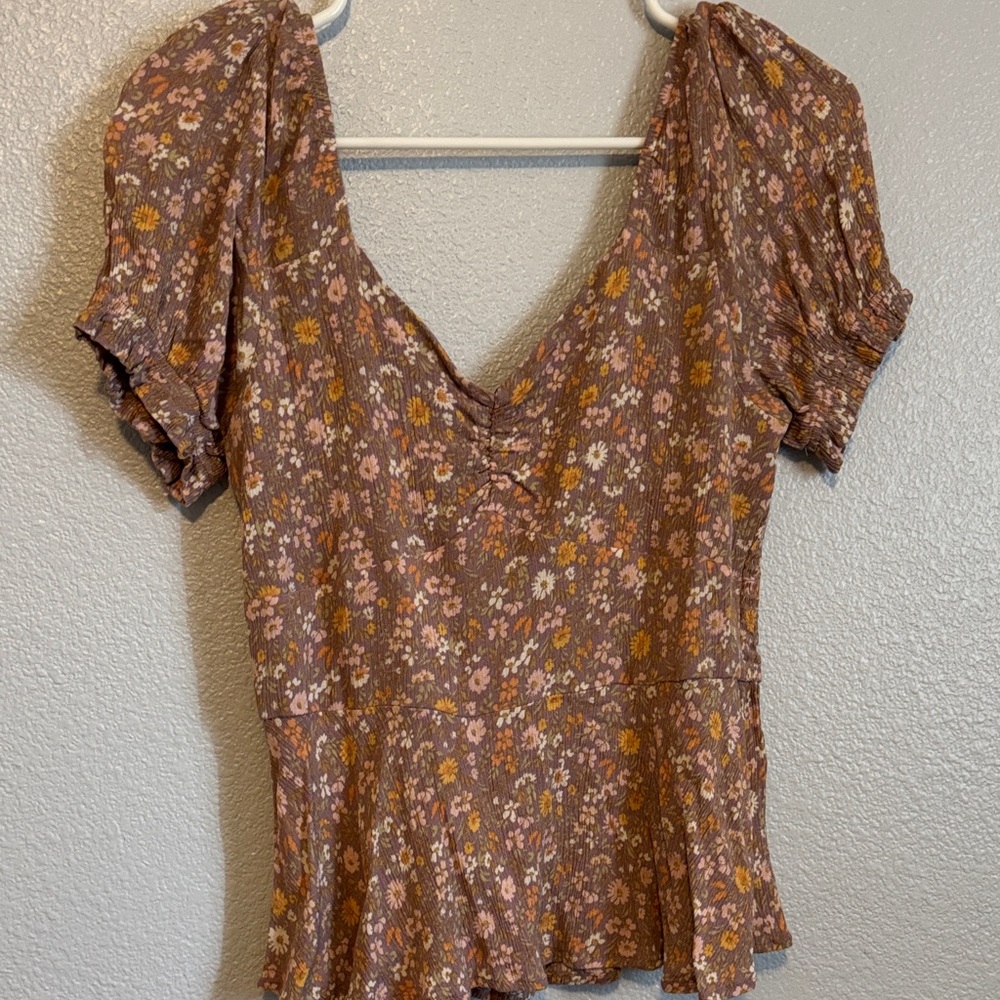 Mauve Floral V-Neck Puff Sleeve Blouse